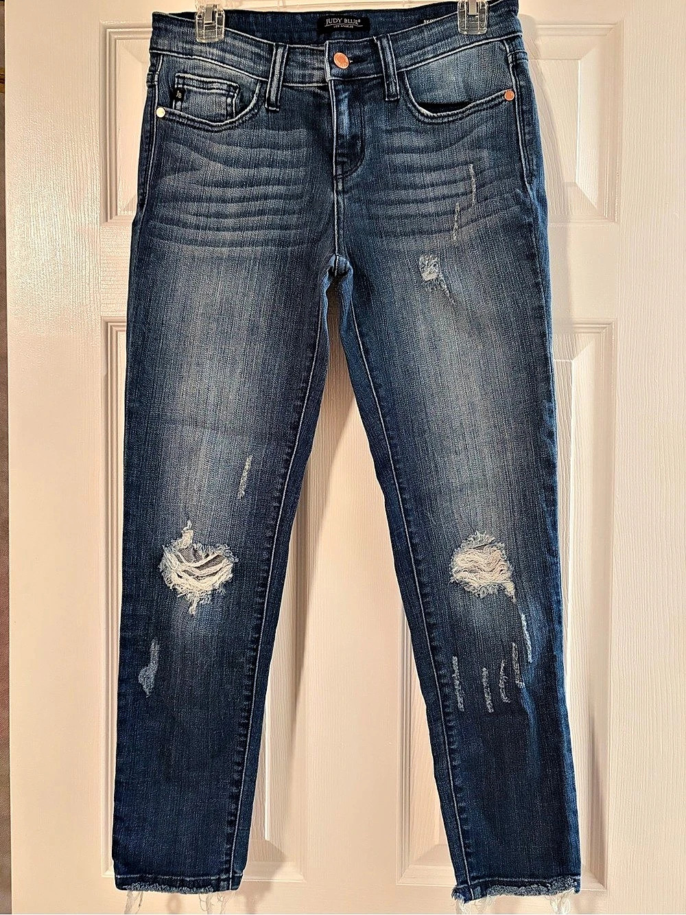 Judy Blue Skinny Fit Jeans Distressed Skinny Jeans in Blue Waist 7/28